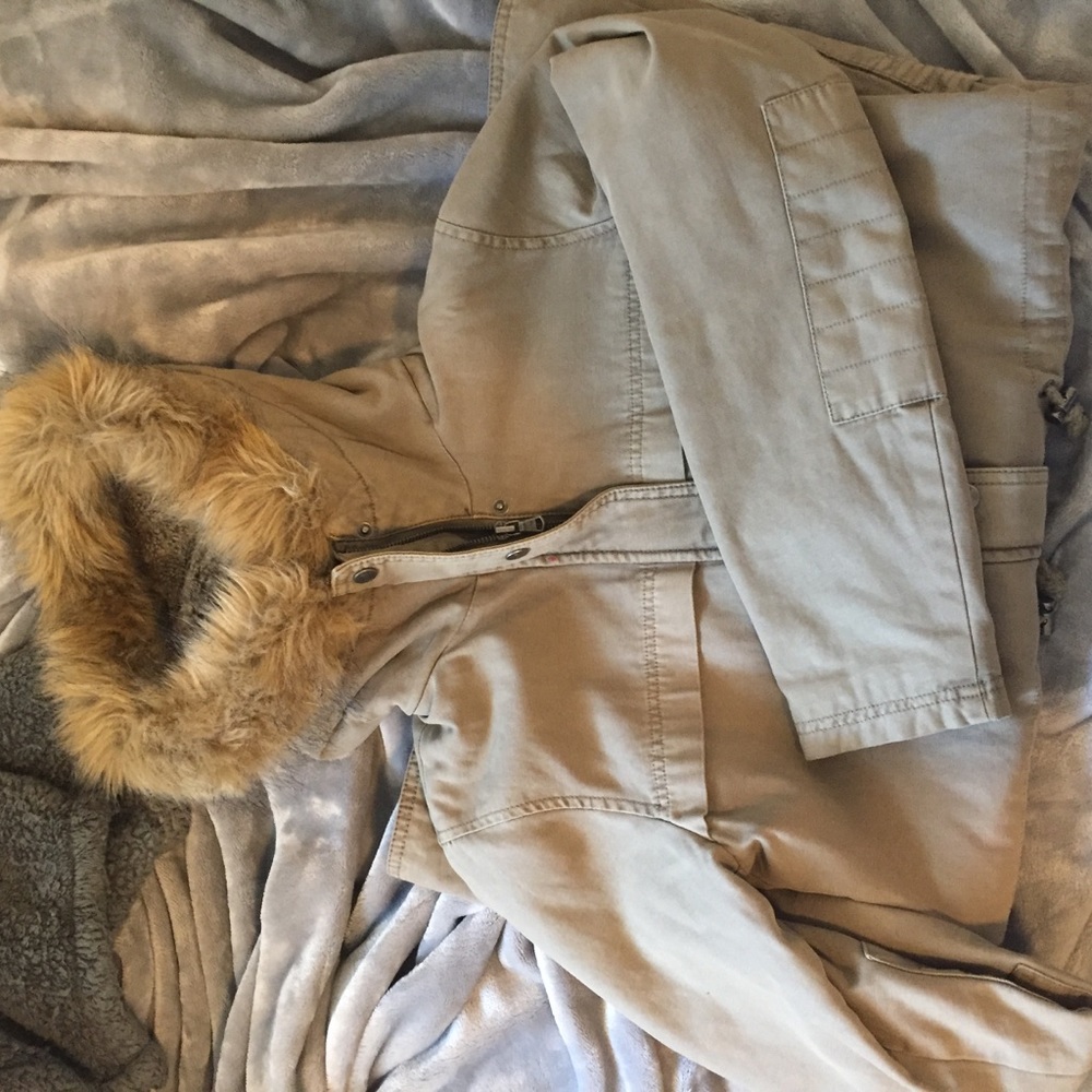 Levi's Jacket - Picture 3 of 5